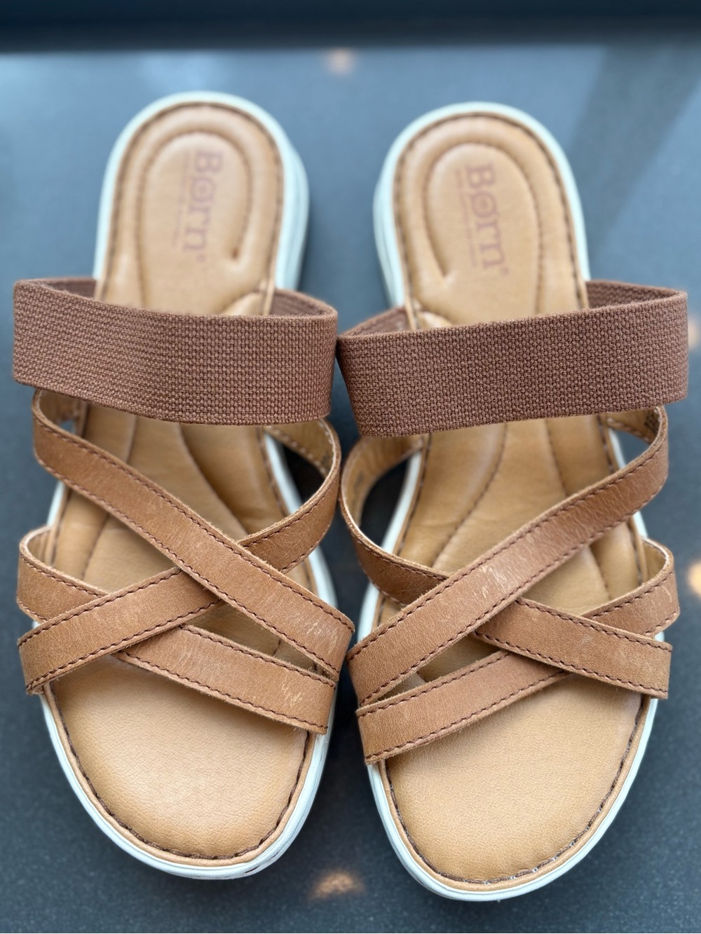 Børn Brea Open Toe Slide Sandals Tan Leather Crisscross Straps Comfort Women's